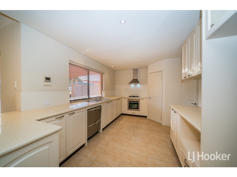 8B Victoria Street, Rockingham WA 6168