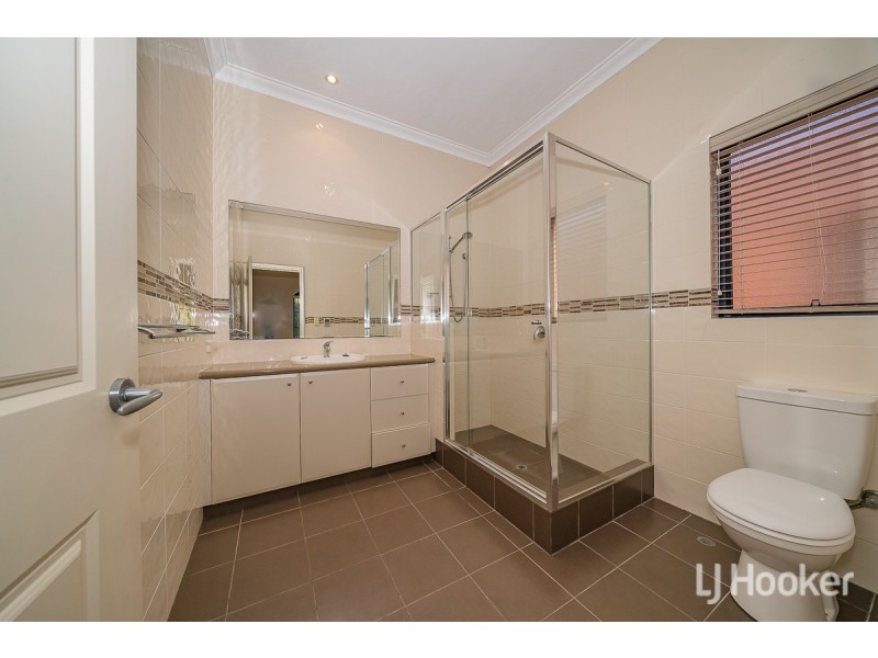 8B Victoria Street, Rockingham WA 6168