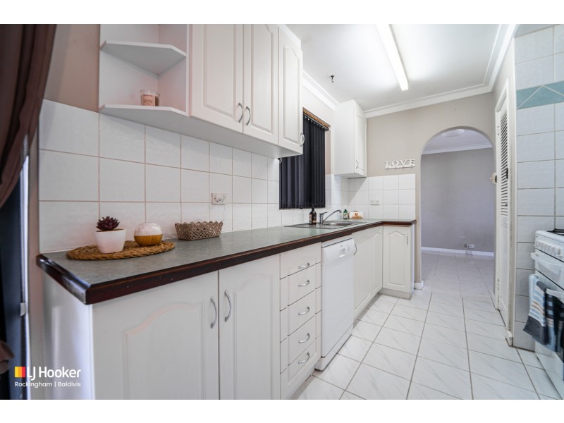 4 Fruin Court, Warnbro WA 6169