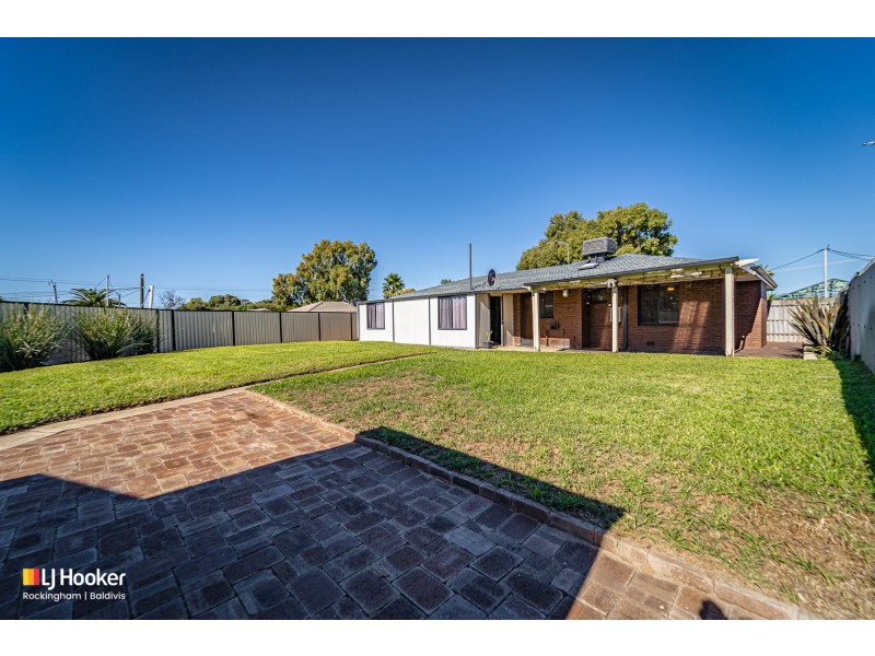 4 Fruin Court, Warnbro WA 6169