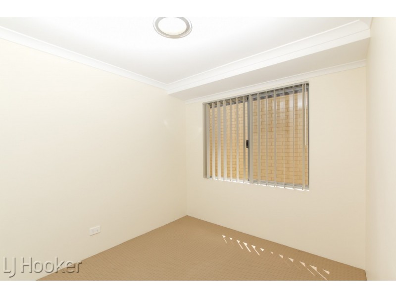 14 Somerford Promenade, Wellard WA 6170