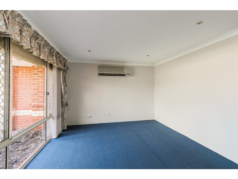 2 Kingsford Court, Port Kennedy WA 6172