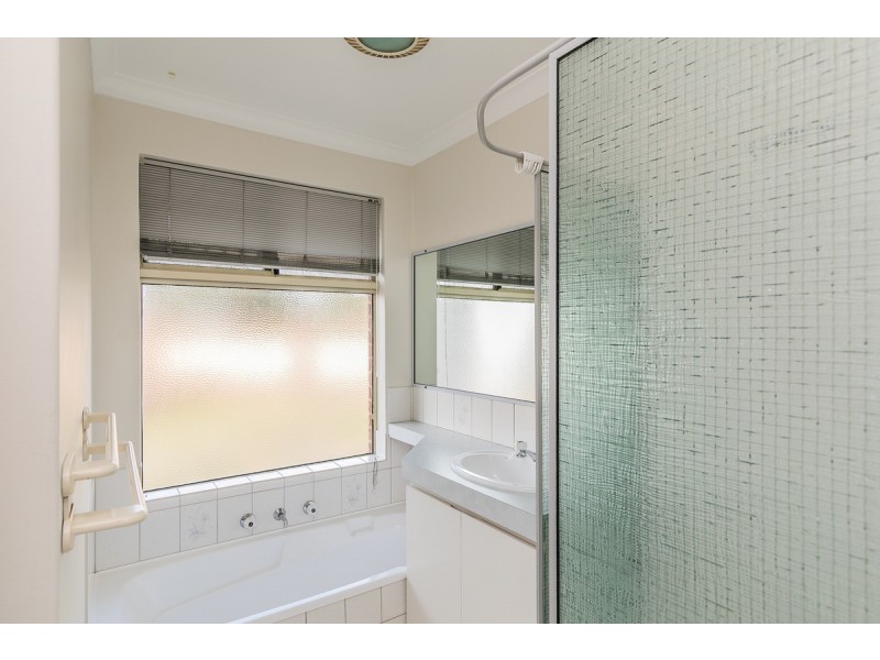 2 Kingsford Court, Port Kennedy WA 6172