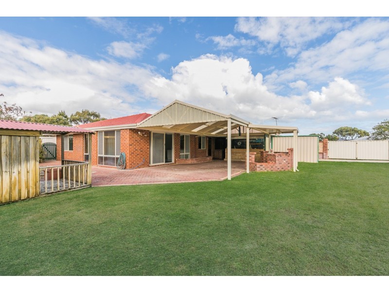 2 Kingsford Court, Port Kennedy WA 6172