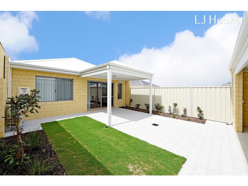 98 Kingscliff Drive, Golden Bay WA 6174