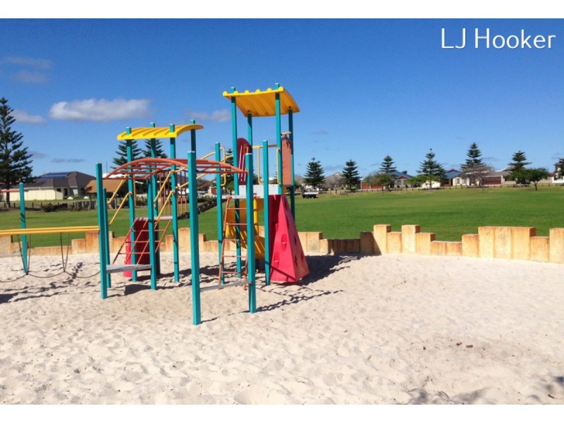 98 Kingscliff Drive, Golden Bay WA 6174