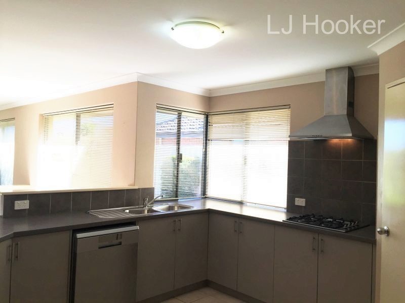 6 Freshwater Way, Secret Harbour WA 6173