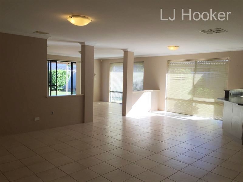 6 Freshwater Way, Secret Harbour WA 6173