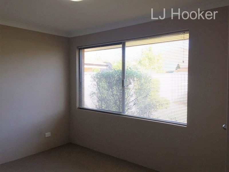 6 Freshwater Way, Secret Harbour WA 6173