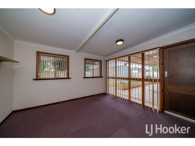 48 Lake Street, Rockingham WA 6168