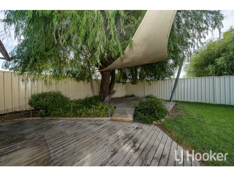 48 Lake Street, Rockingham WA 6168