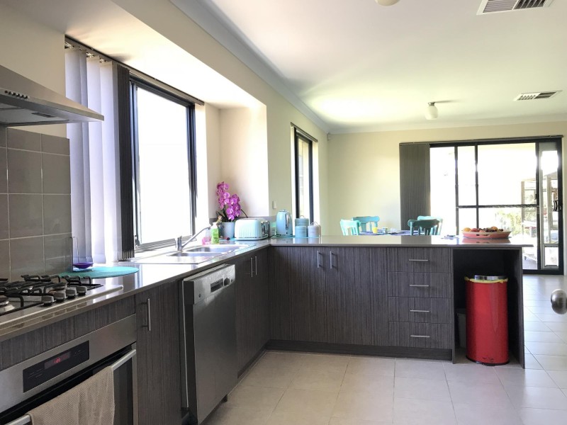 10 Bristlebird Approach, Baldivis WA 6171