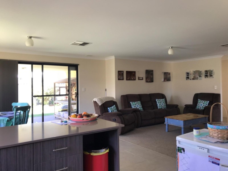 10 Bristlebird Approach, Baldivis WA 6171