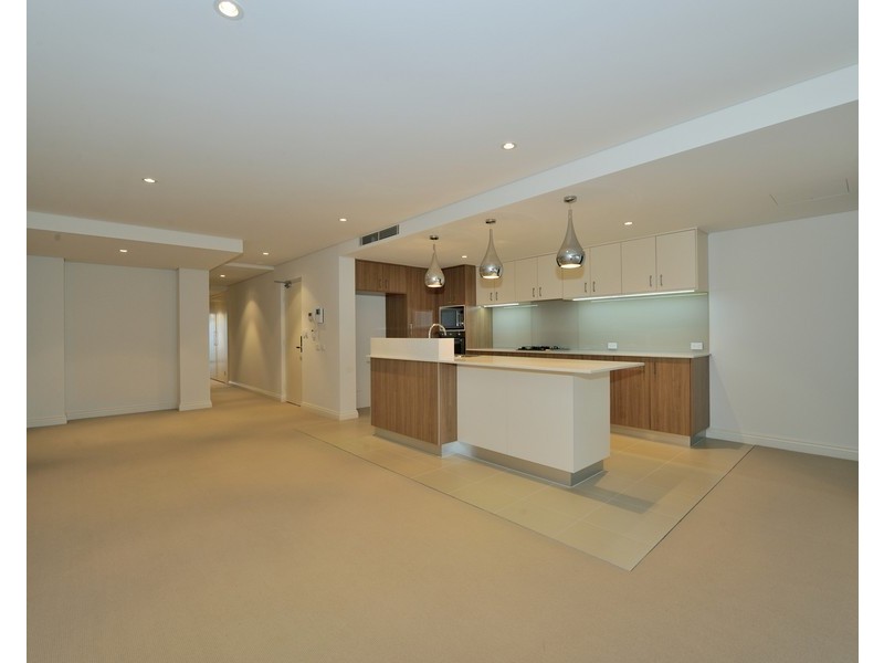 2/3 Rockingham Beach Road, Rockingham WA 6168