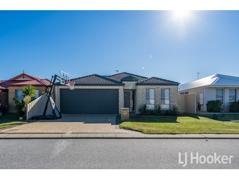 8 Indee Pass, Secret Harbour WA 6173