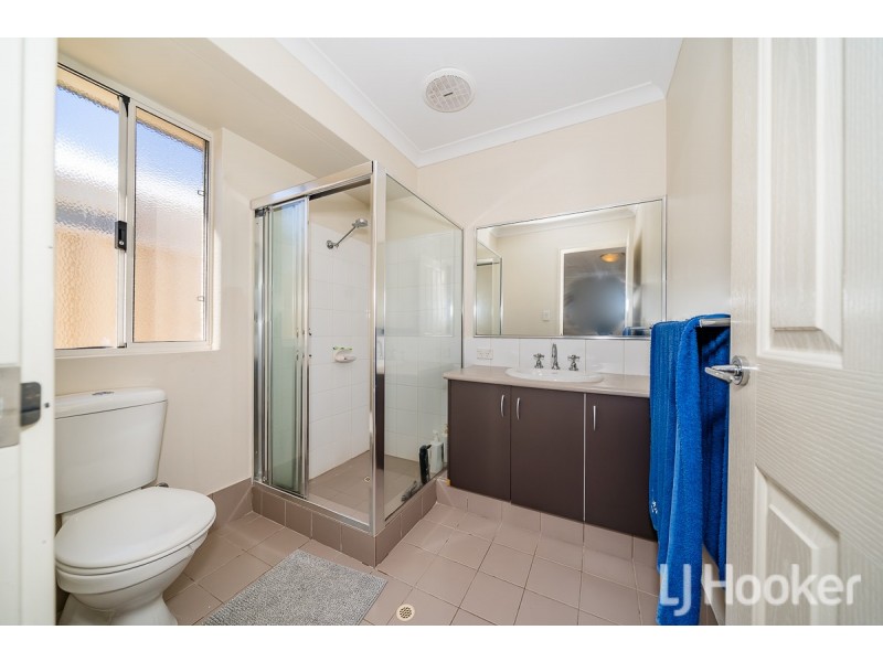 8 Indee Pass, Secret Harbour WA 6173