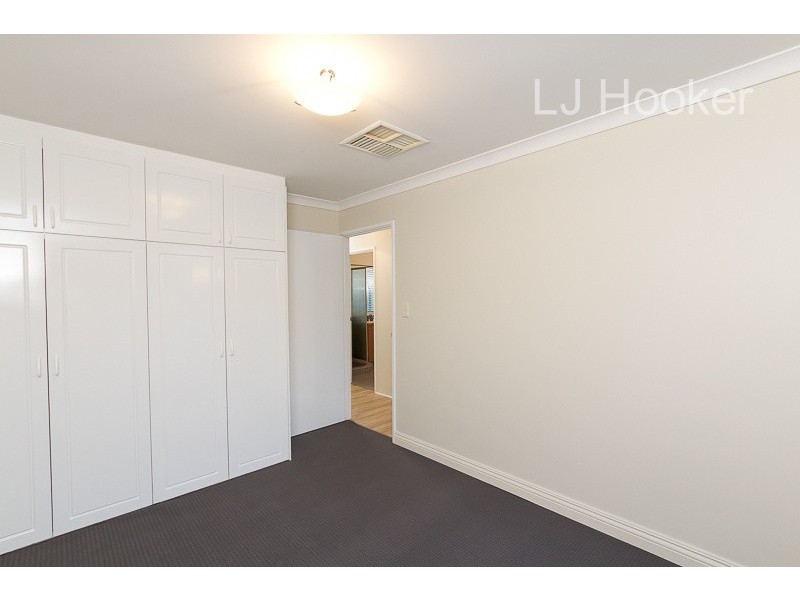 9 Montmartre Green, Port Kennedy WA 6172