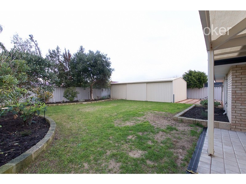 9 Montmartre Green, Port Kennedy WA 6172