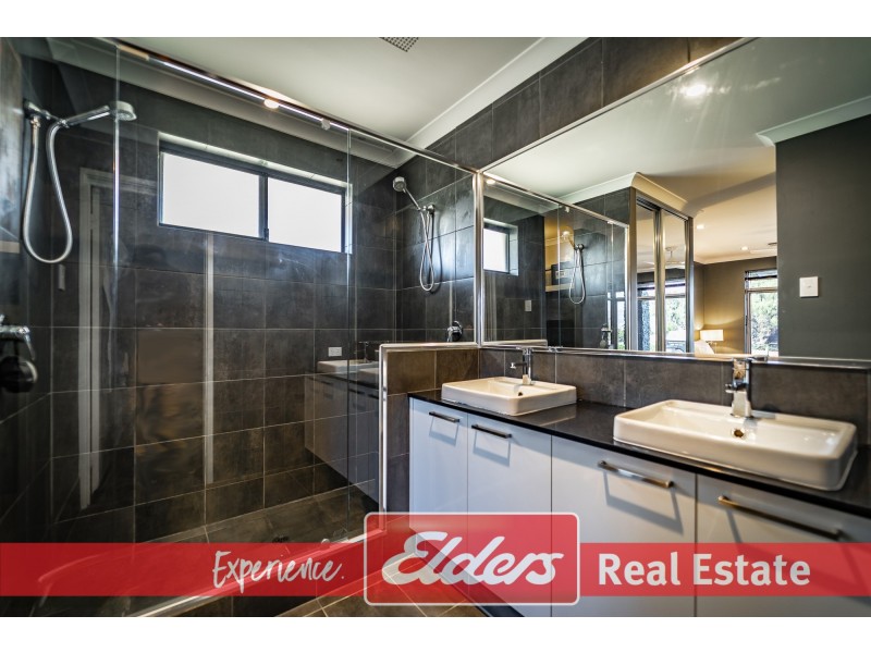 28 Tambrey Avenue, Golden Bay WA 6174