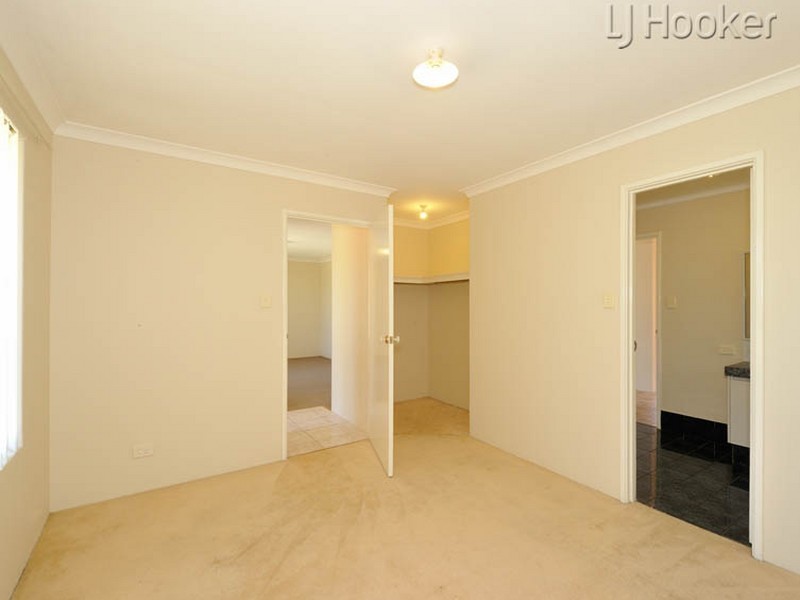 35 Mayflower Close, Port Kennedy WA 6172