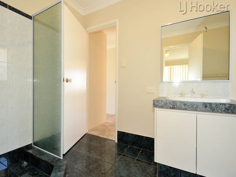 35 Mayflower Close, Port Kennedy WA 6172