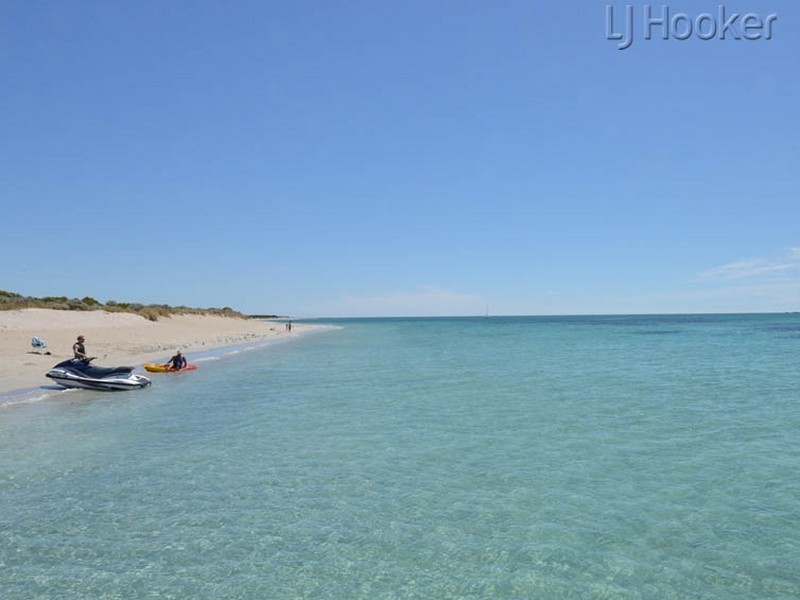 35 Mayflower Close, Port Kennedy WA 6172