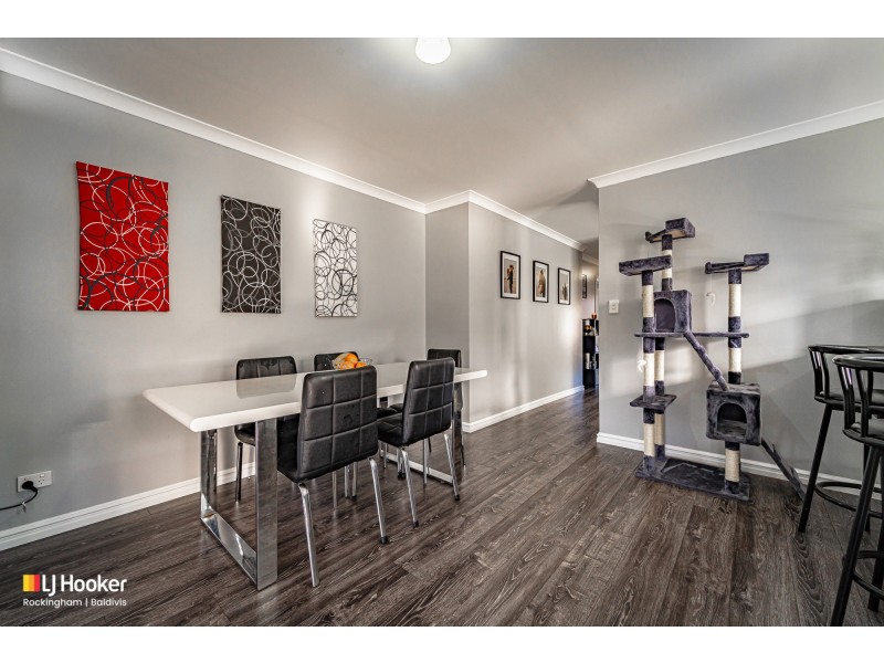 64 Bottlenose Circuit, Waikiki WA 6169
