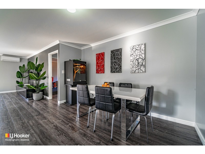 64 Bottlenose Circuit, Waikiki WA 6169