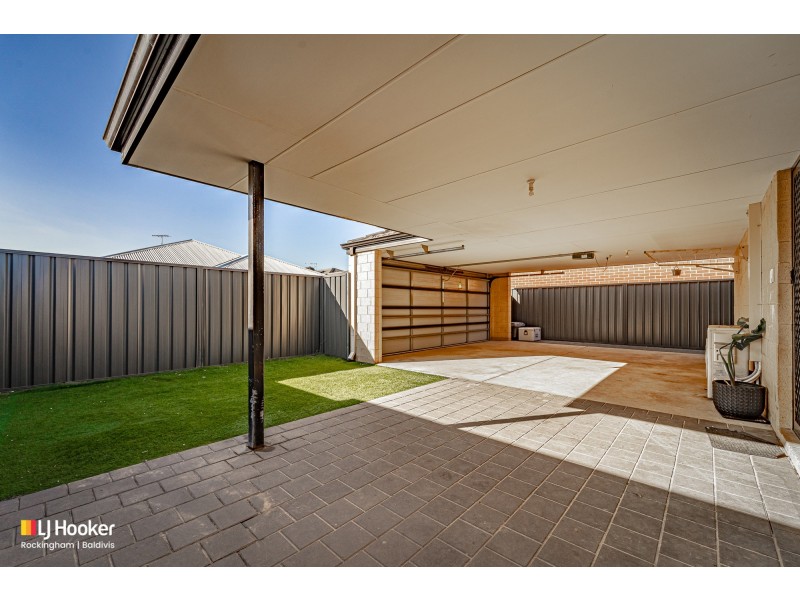 64 Bottlenose Circuit, Waikiki WA 6169