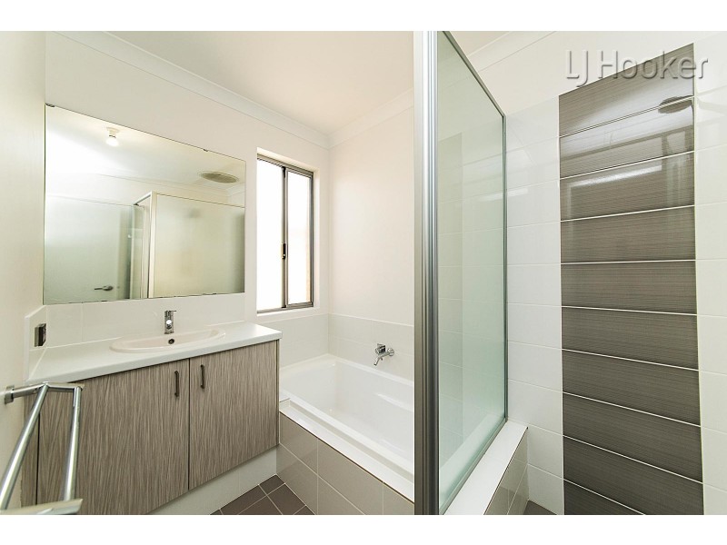 38 Dennis Retreat, Baldivis WA 6171