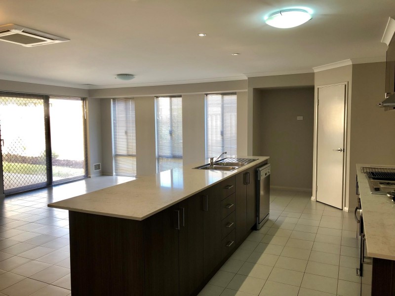 22 Jims Crescent, Secret Harbour WA 6173