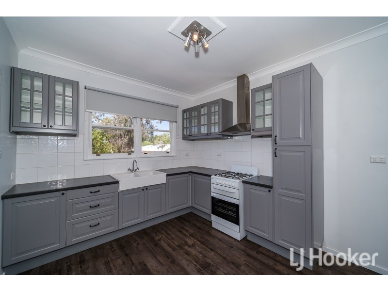 17 Westcott Road, Medina WA 6167