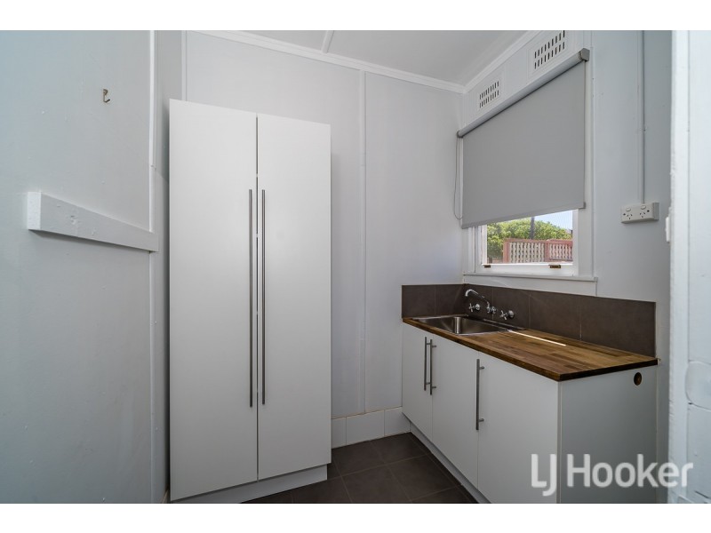 17 Westcott Road, Medina WA 6167