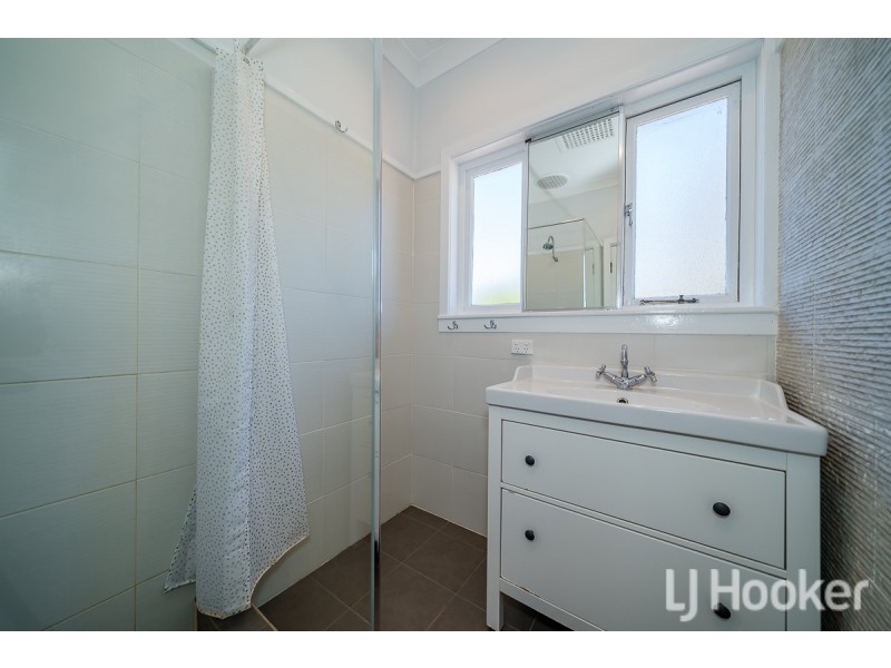 17 Westcott Road, Medina WA 6167