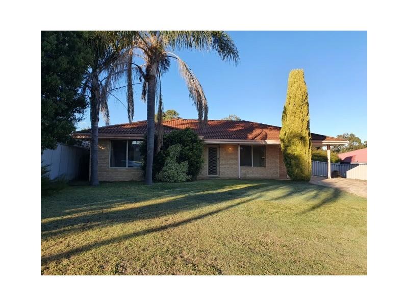 4 Selwyn Rise, Greenfields WA 6210