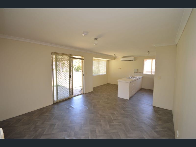 4 Selwyn Rise, Greenfields WA 6210