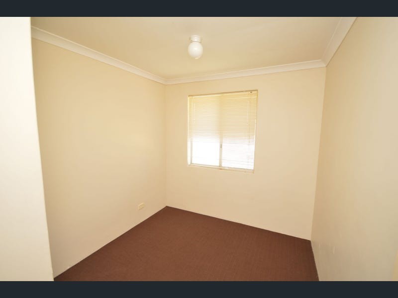 4 Selwyn Rise, Greenfields WA 6210