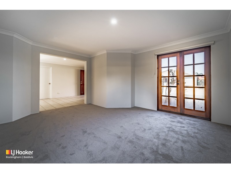 15 Cambernon Green, Port Kennedy WA 6172