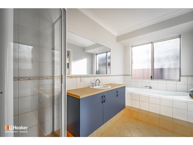 15 Cambernon Green, Port Kennedy WA 6172