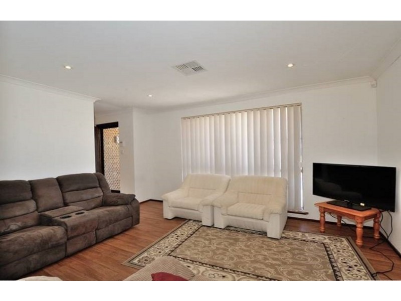 5 Corella Place, Cooloongup WA 6168