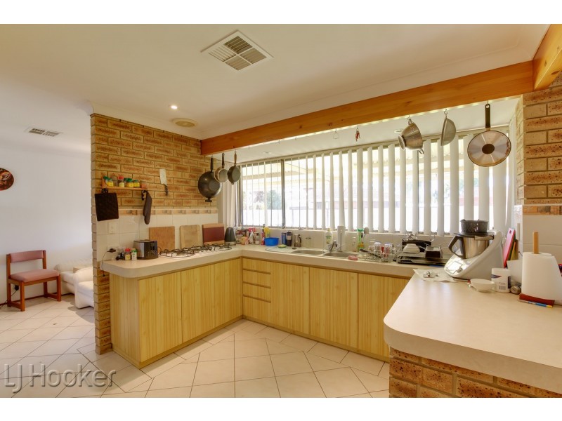 5 Corella Place, Cooloongup WA 6168