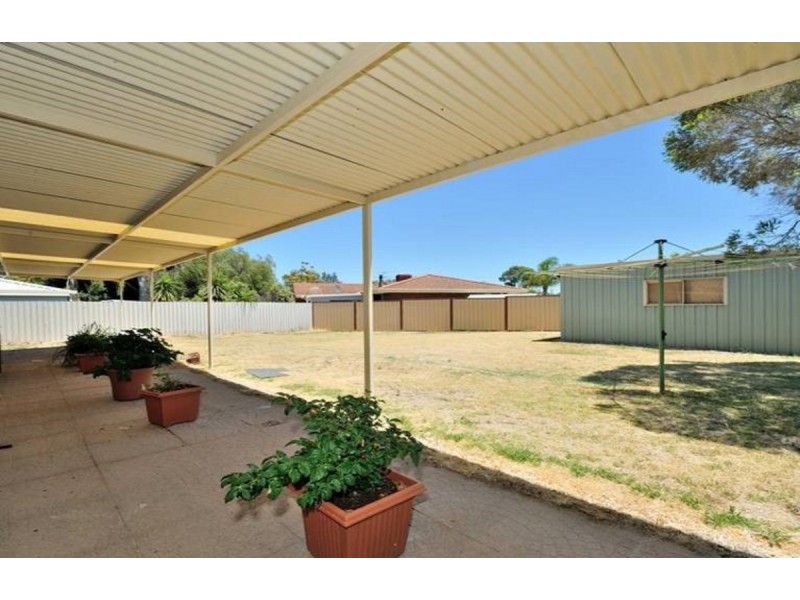 5 Corella Place, Cooloongup WA 6168