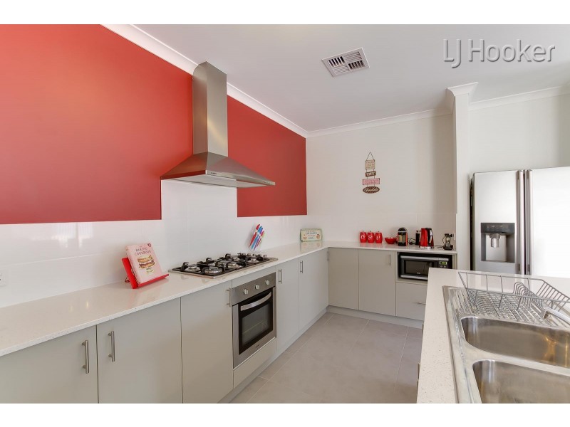 15 Copenhagen Street, Baldivis WA 6171