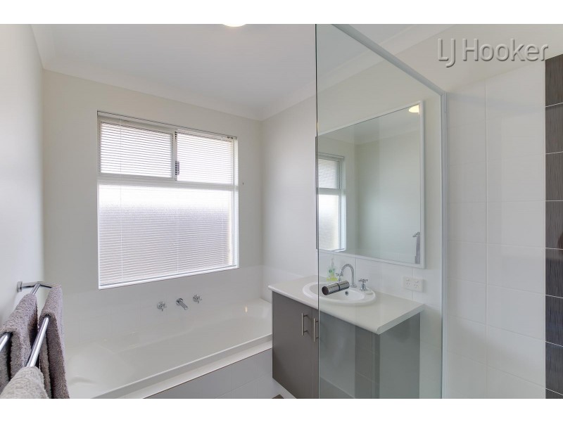 15 Copenhagen Street, Baldivis WA 6171