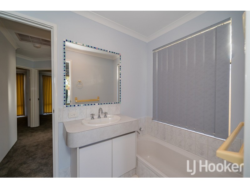 16 Clipperton Court, Waikiki WA 6169