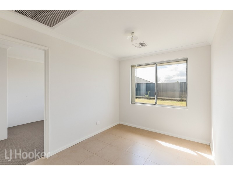 18 Tallowood Avenue, Baldivis WA 6171