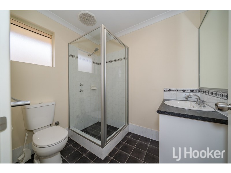 26 Hayeswater Circuit, Waikiki WA 6169