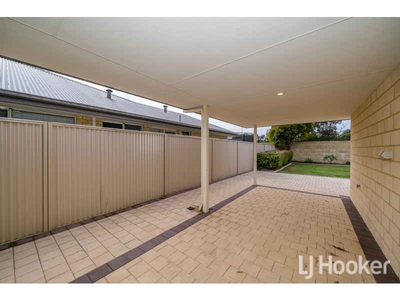26 Hayeswater Circuit, Waikiki WA 6169