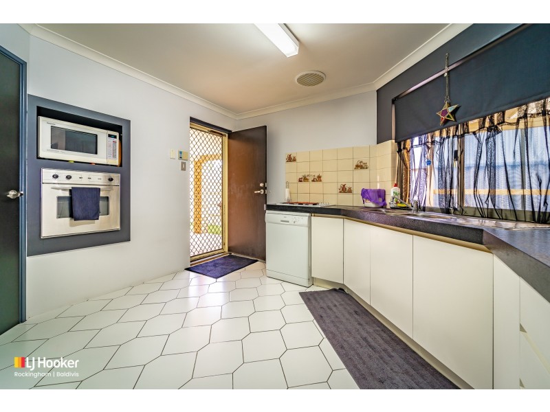 3 Traine Close, Waikiki WA 6169