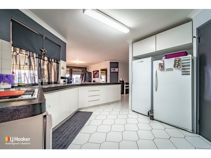 3 Traine Close, Waikiki WA 6169